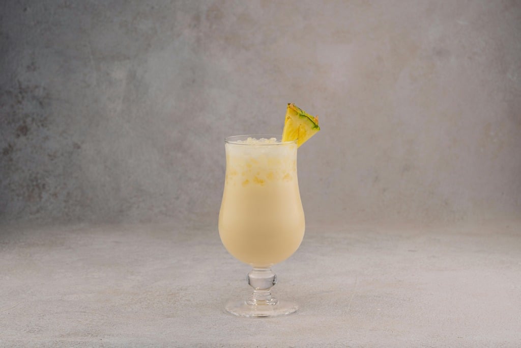 drinks famosos: piña colada