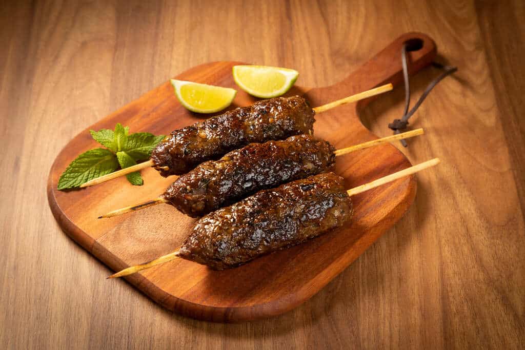 comida arabe: kafta