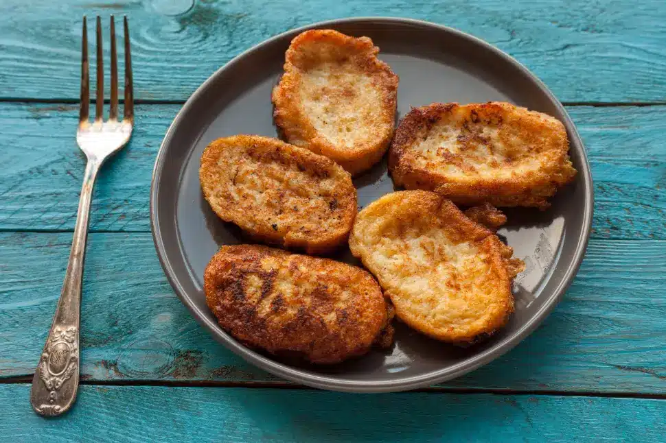 Torrijas, ou rabanada, prato típico da culinária espanhola