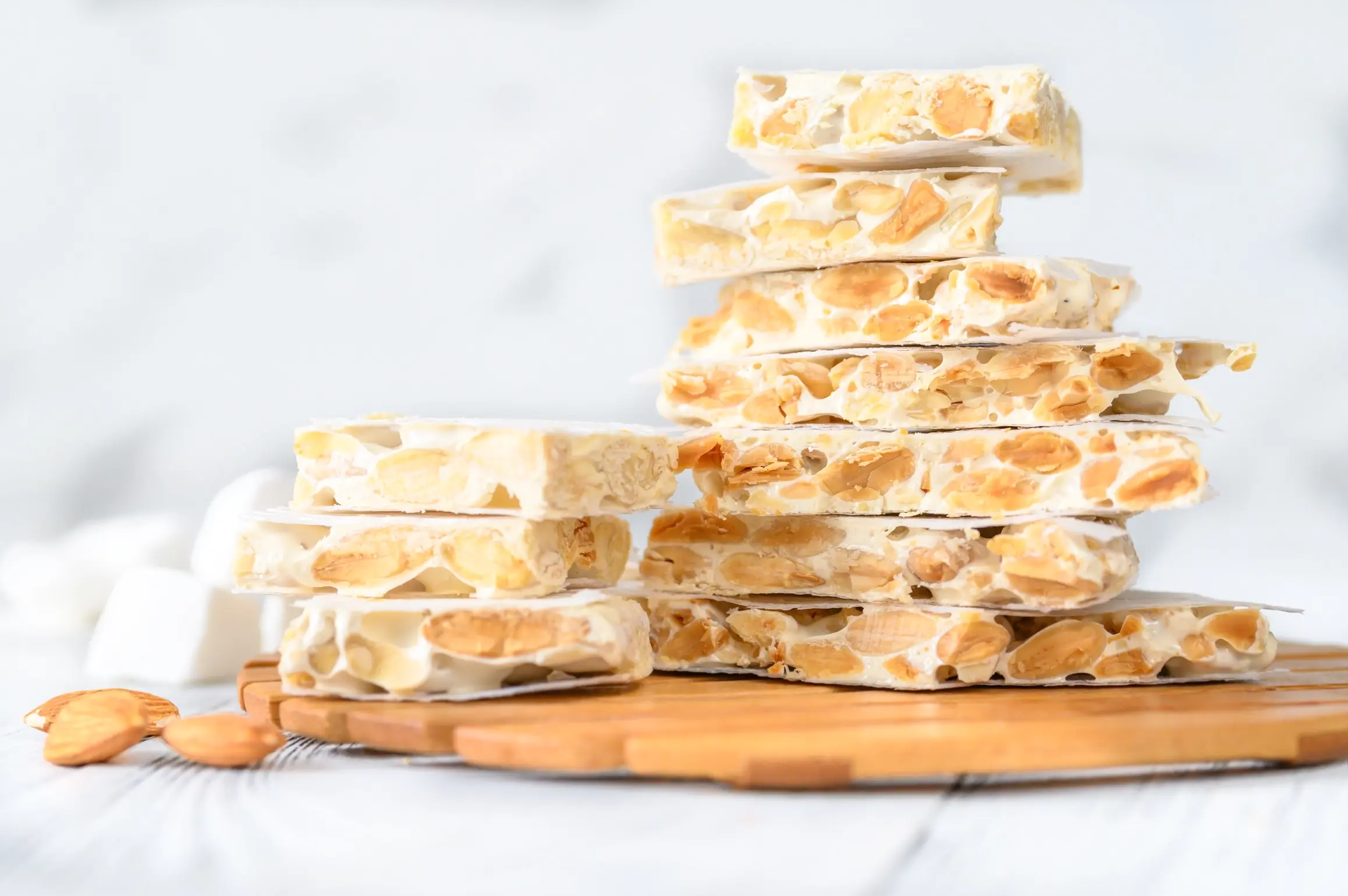 Turrón, ou torrone, prato típico da culinária espanhola