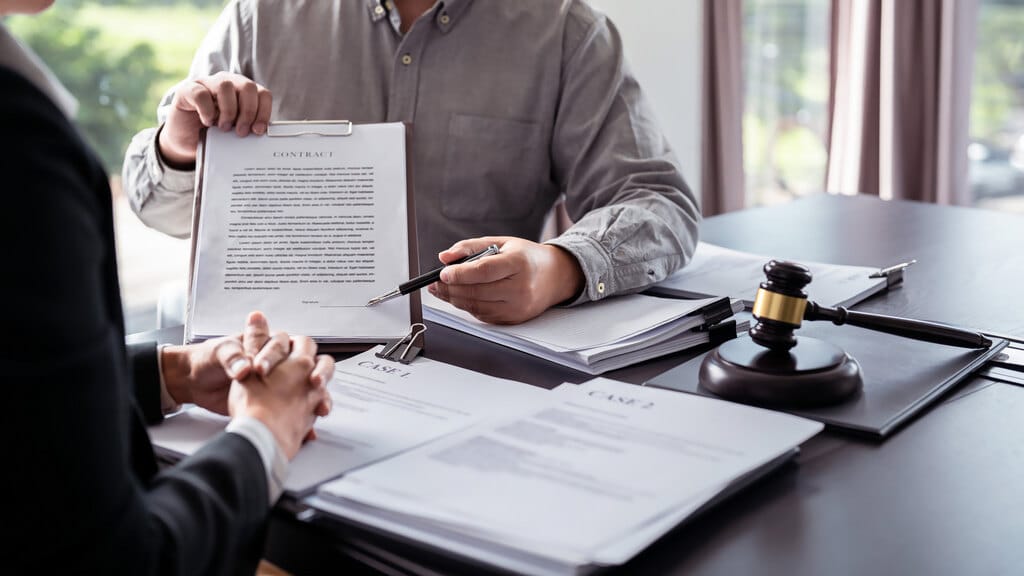 erros na formalização de contratos