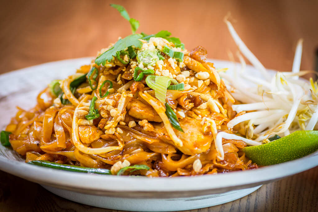 comida tailandesa: pad thai
