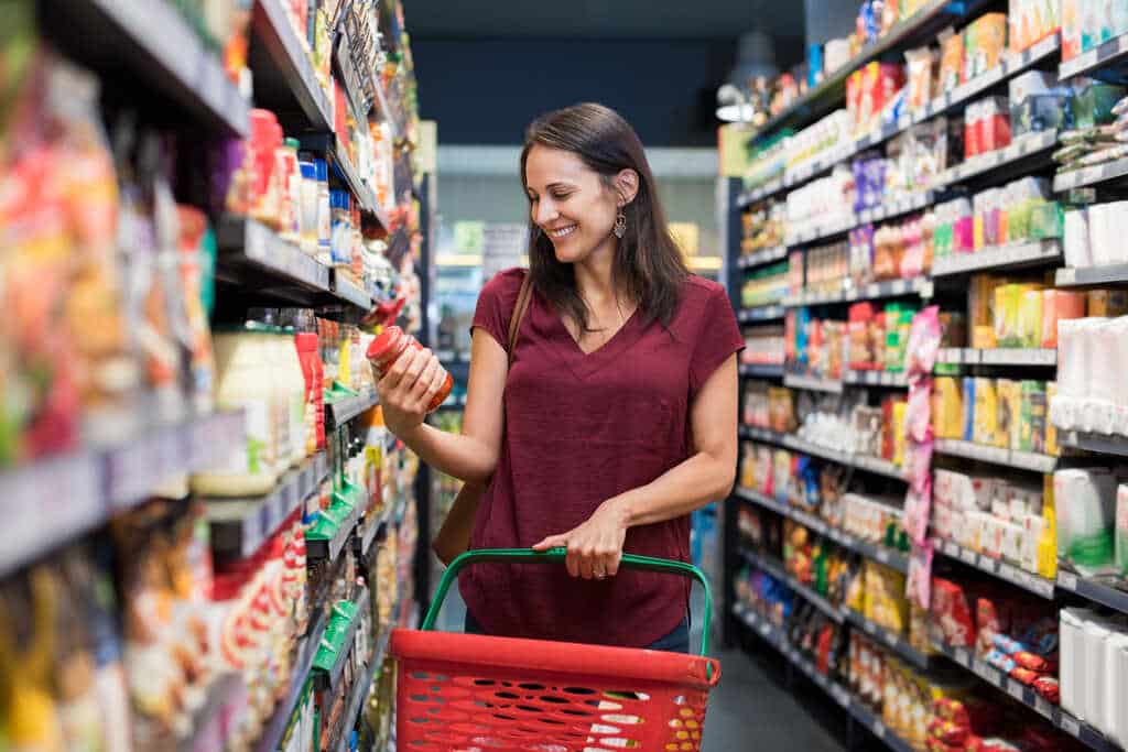 como organizar prateleiras para produtos perecíveis e sazonais